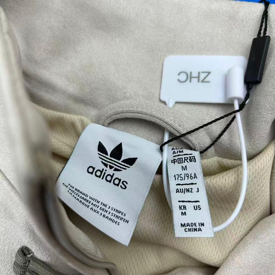 Adidas Chinese New Year Jacket White (Category: Coats, Jackets and Outerwear) located in Manila. Submitted by mssneaks2023 (Listing ID 1416620260, Image 3). Description: 𝑷𝑹𝑬-𝑶𝑹𝑫𝑬𝑹‼️ 𝑬𝑻𝑨: 1-2 𝑾𝑬𝑬𝑲𝑺 𝑨𝑭𝑻𝑬𝑹 𝑸𝑪 Adidas Chinese New Year Jacket - Actual pictures posted. Other colors are also available. Available size: S - XL BRAND NEW ‼️ 1000 minimum up to 50% downpayment for pre-order to avoid flaking. DM for inquiries 📩 MONEYBAC