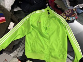 （分類：）位於 。 由 kidult114 提交（商品編號 1417309775，圖片 1）。簡介： 。