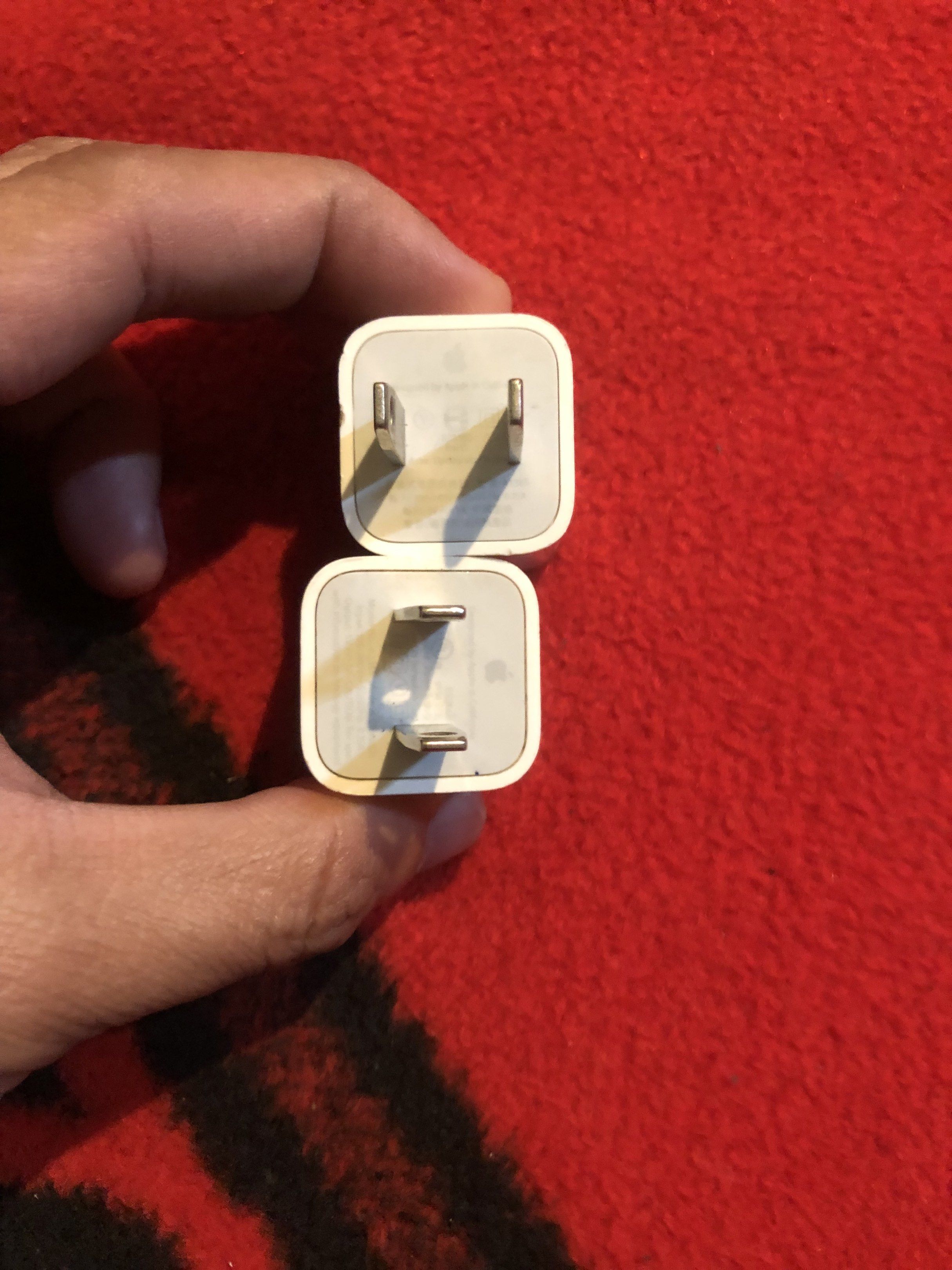 Apple ipod 5V cube brick adapters 200 each (Category: Portable Audio Accessories) located in Quezon City. Submitted by markgolveo (Listing ID 1417259740, Image 1). Description: Apple ipod 5V cube brick adapters 200 each.