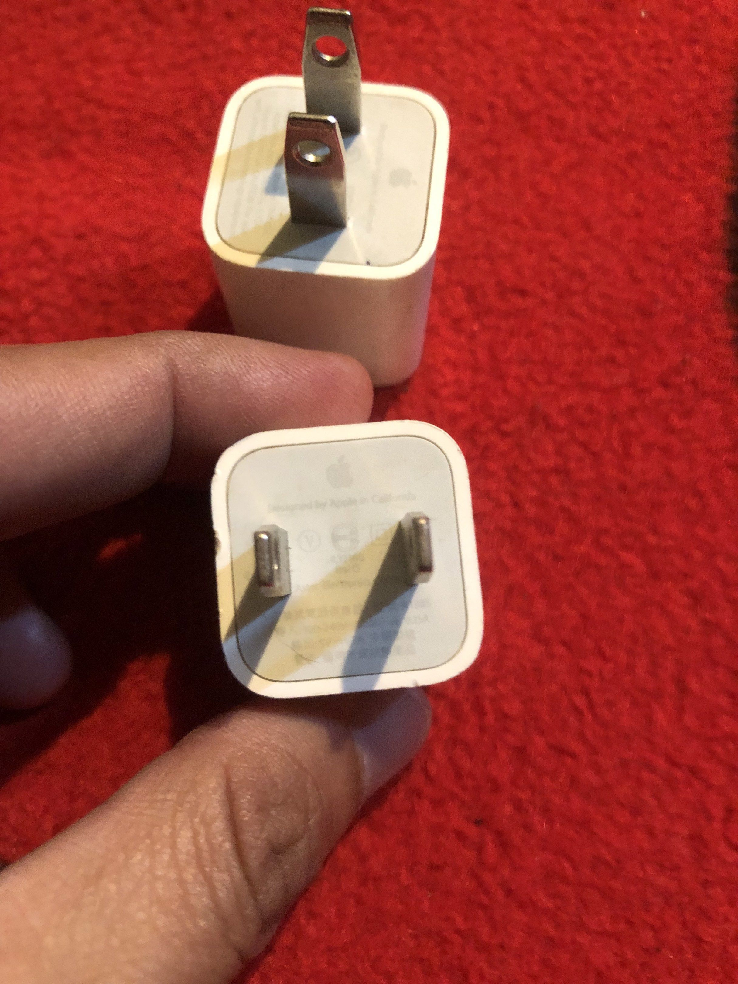Apple ipod 5V cube brick adapters 200 each (Category: Portable Audio Accessories) located in Quezon City. Submitted by markgolveo (Listing ID 1417259740, Image 3). Description: Apple ipod 5V cube brick adapters 200 each.