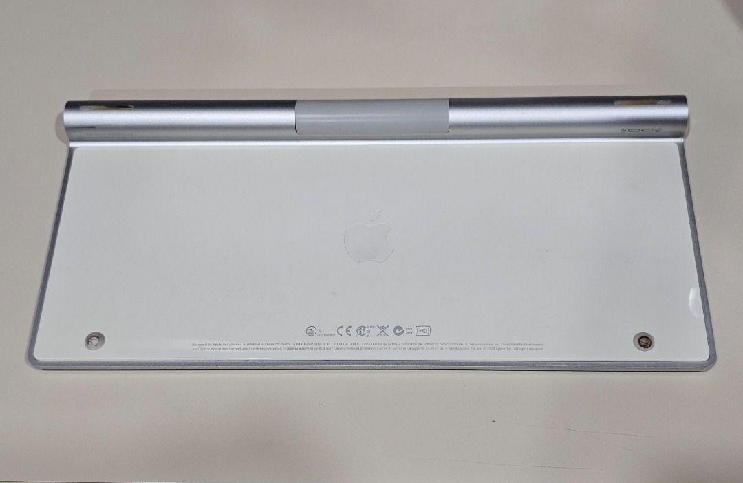 Apple Wireless Keyboard A1314 - Silver495824558317916161