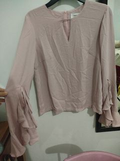 (Kategori: ) berada di . Dikirim oleh elistore (ID iklan 1417399211, Gambar 1). Deskripsi: .