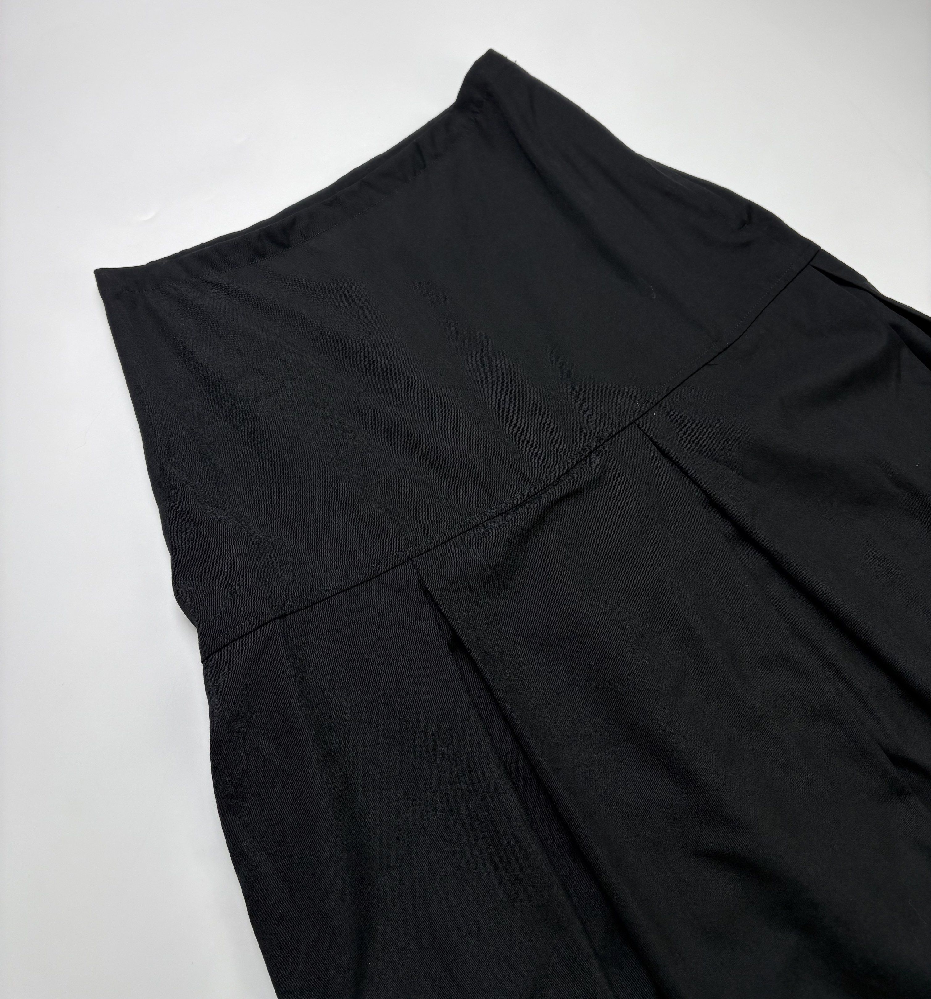 Avant Garde 80’s Yohji Yamamoto Pleated Long Skirt (Category: Skirts) located in Cavite. Submitted by sc_rcity (Listing ID 1417338883, Image 2). Description: Tagged Size : Small Women’s Made in France Zipper : Ykk One of a kind Piece ! Rare ! No Flaw Waist 12 Length 34 Hem 28.