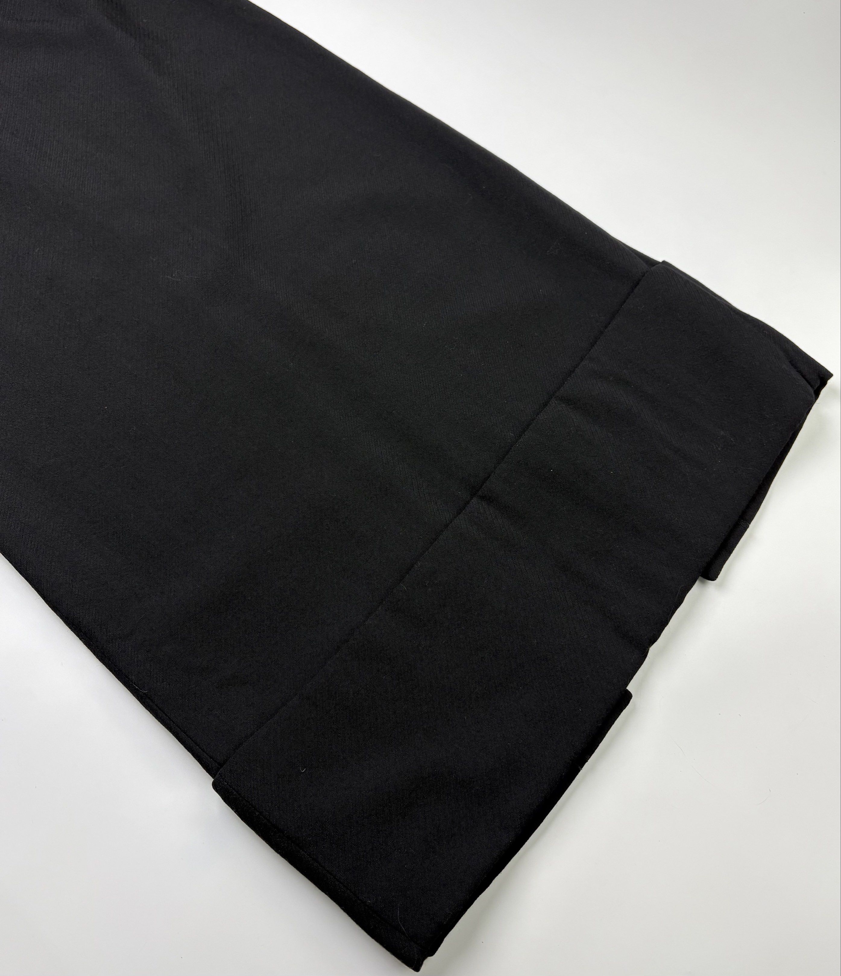 Mainline Avant Garde Comme Des Garcons Wool Maxi Skirt (Category: Skirts) located in Cavite. Submitted by sc_rcity (Listing ID 1417342108, Image 3). Description: Tagged Size : Medium Like New Authentic Made in Japan Zipper : Ykk No Flaw Waist 13 Length 37 Hem 17.