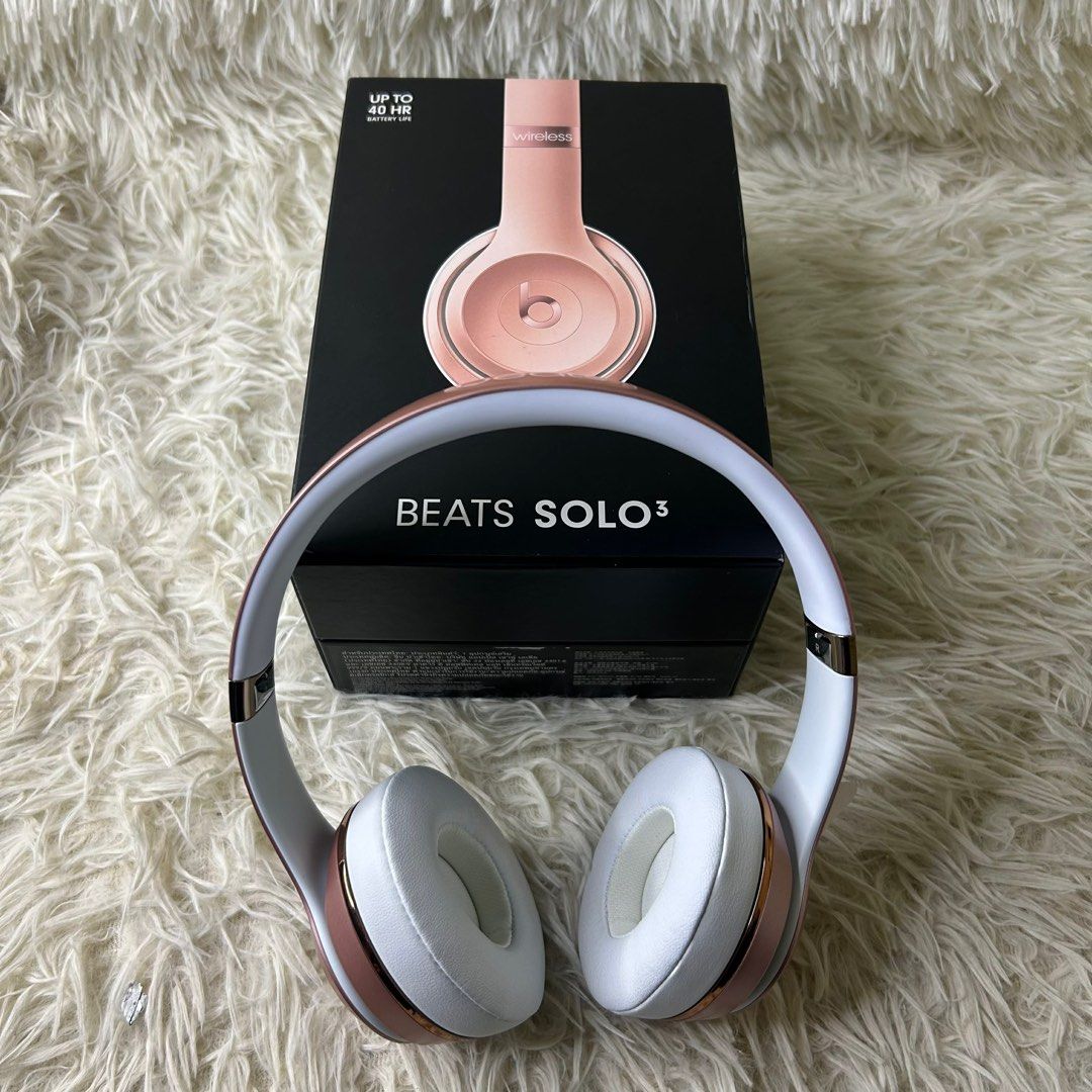 Beats Solo 3 (Category: Headphones & Headsets) located in Manila. Submitted by sainz1655 (Listing ID 1417263001, Image 3). Description: Beats Solo 3 No issue Brand New Sealed Available Color: Black, Rose Gold, Red 📍Don Antonio, Quezon City Available Meetup around QC Delivery Nationwide .