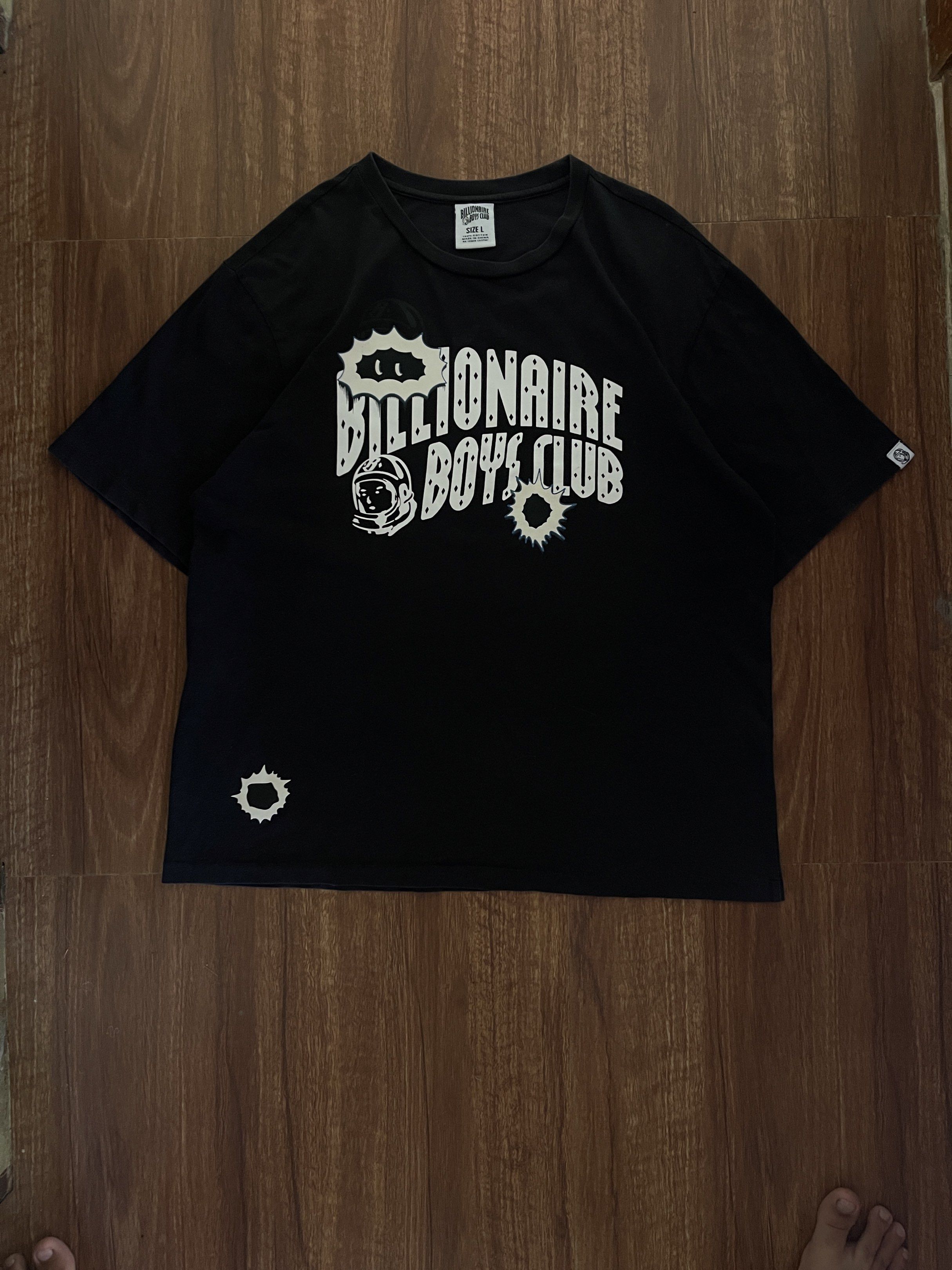 Billionaire Boys Club BBC (Category: Tshirts & Polo Shirts ) located in Tarlac. Submitted by phyllfoshooo (Listing ID 1417227506, Image 1). Description: Lenght 27.5 Width 22.5 Issue: need wash, hairlines and minimal scratch.