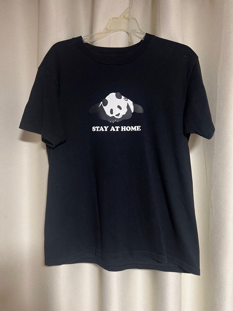 Black Shirt (Category: Tshirts & Polo Shirts ) located in Makati City. Submitted by helpmedeclutter03 (Listing ID 1417253709, Image 1). Description: - Episodes x WWF Collab Shirt - Thick great material - No damage, used lightly - Up to L-XL.