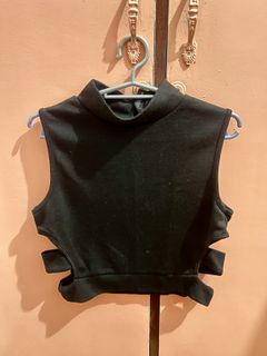 (Category: ) located in . Submitted by wears.thea (Listing ID 1417285887, Image 1). Description: .