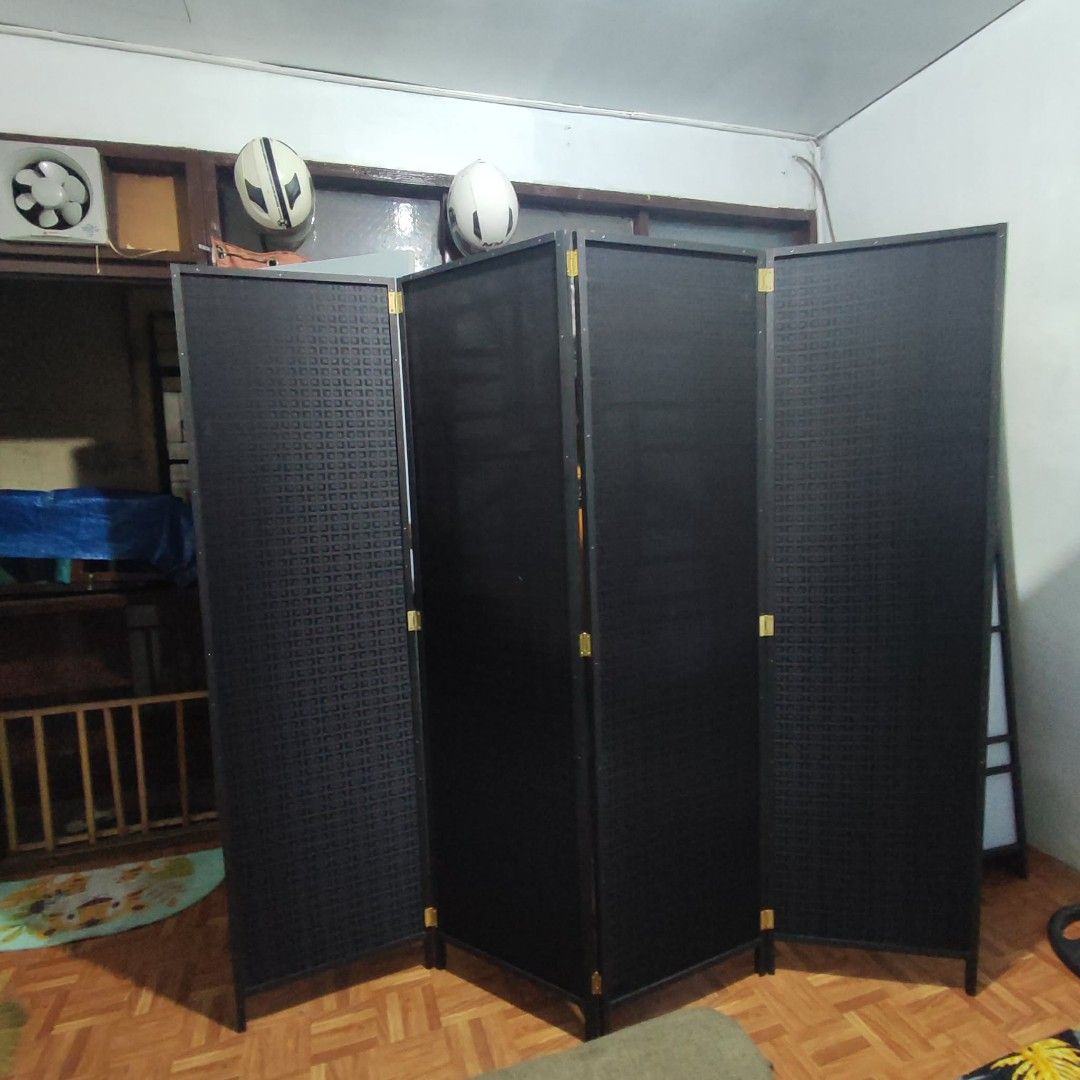 Canvas Room divider (Category: Other Home Furniture) located in Taytay. Submitted by mathewpiad (Listing ID 1417385934, Image 2). Description: .