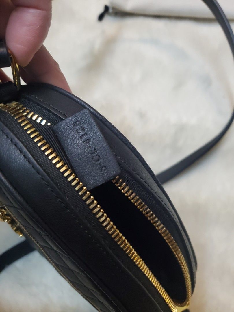 Celine Slingbag (Category: Luxury Bags & Wallets) located in Manila. Submitted by althearayala0621 (Listing ID 1417266463, Image 2). Description: .
