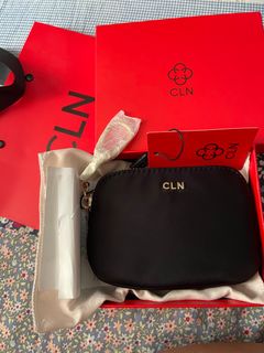 (Category: ) located in . Submitted by preloved_ave. (Listing ID 1417305985, Image 1). Description: .