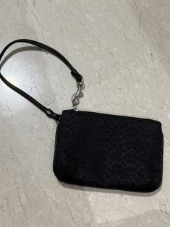 (Category: ) located in . Submitted by hyunlyvs (Listing ID 1417268715, Image 1). Description: .