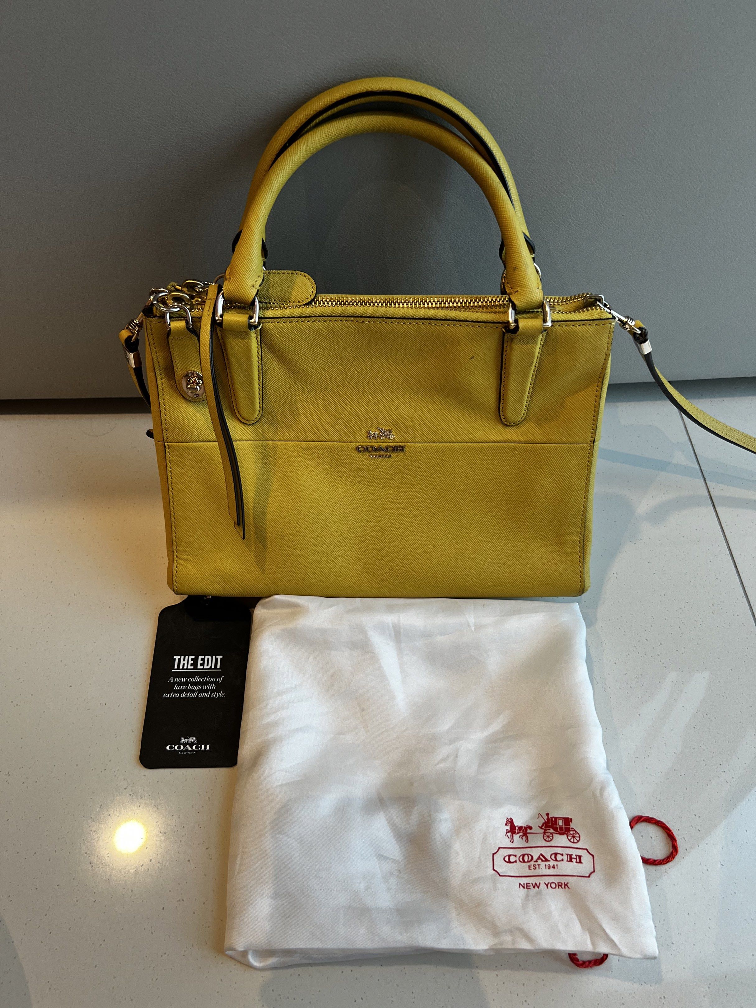 Coach Mini Borough Satchel AUTHENTIC 100%, Barang Mewah, Tas & Dompet ...