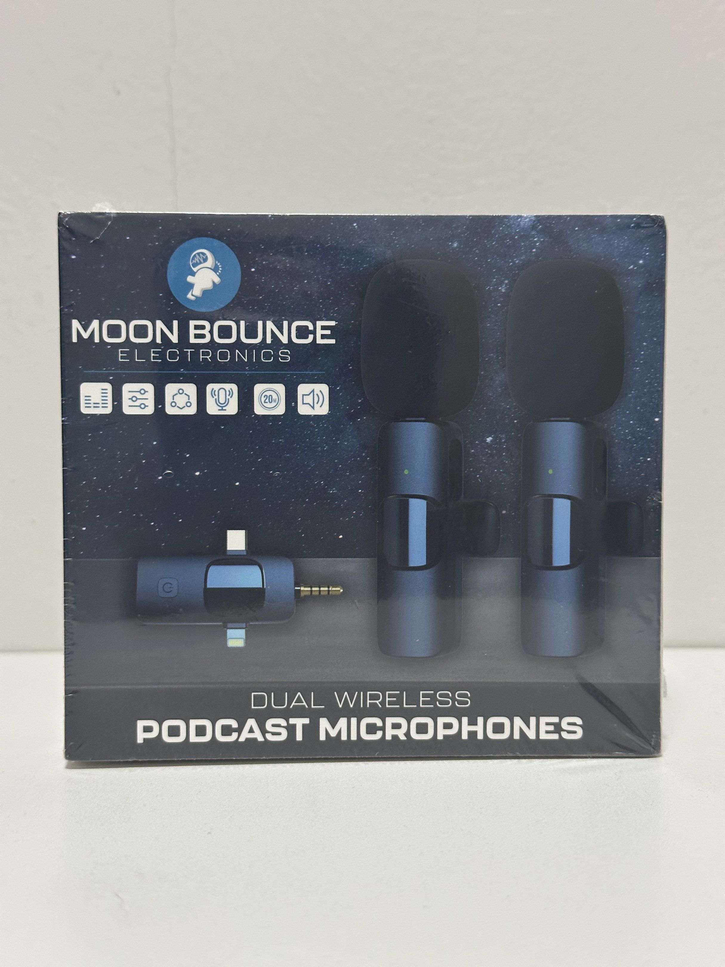 Dual wireless PODCAST Microphones (Category: Microphones) located in Pateros City. Submitted by stuffcornerph (Listing ID 1417339118, Image 1). Description: Bought in US.. Brand new & Sealed.