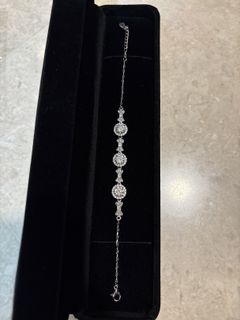 (Category: ) located in . Submitted by ahmamalee (Listing ID 1417377845, Image 1). Description: .