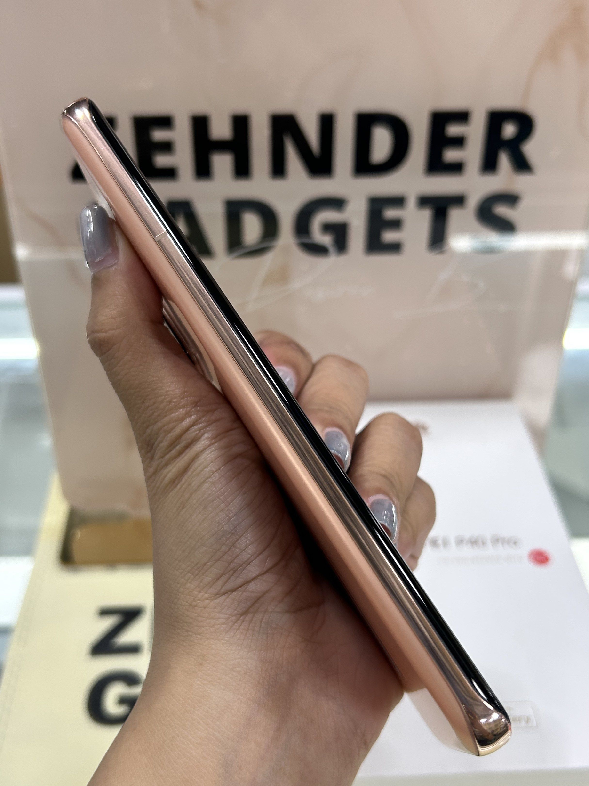 HUAWEI P40 PRO 8/256GB OPENLINE (SLIGHTLY USED) (Category: Huawei) located in San Juan City. Submitted by desireebayal96 (Listing ID 1417367734, Image 3). Description: HUAWEI P40 PRO * SLIGHTLY USED * GLOBAL VERSION * OPENLINE * 8|256GB * 4200mAh * 99% SMOOTH * NO DENTS * NO ISSUE * NO HISTORY OF REPAIR * WITH ORIGINAL CORD ONLY * WITH BOX SAME SERIAL OPEN FOR COD SAME DAY DELIVERYPLUS SHIPPING FEE MESSAGE ME DIRECTLY FOR MORE INFO Store located 