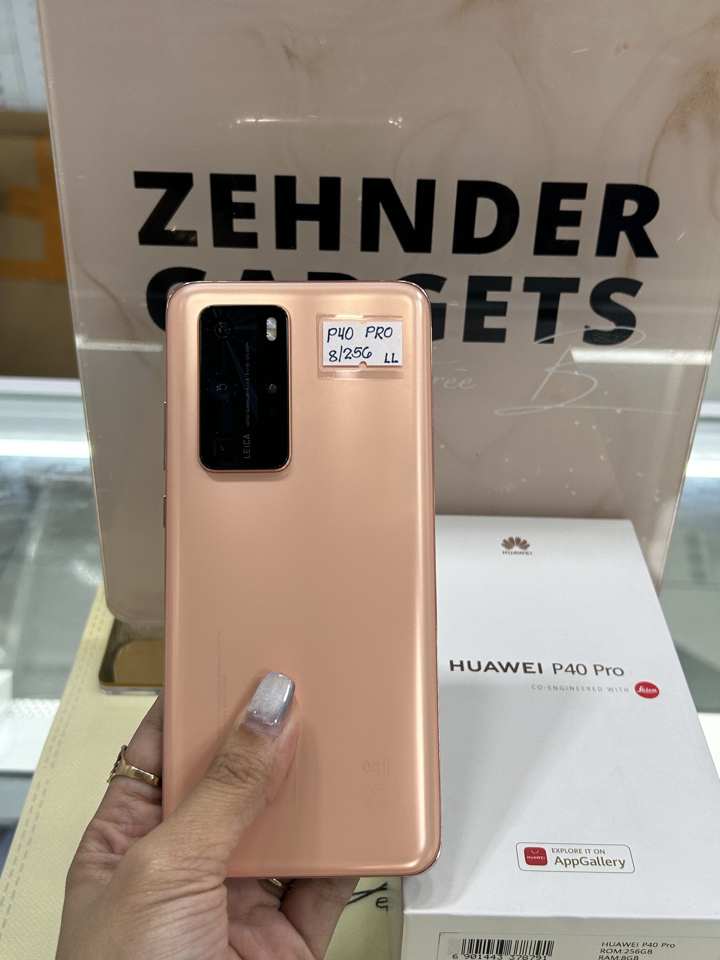 HUAWEI P40 PRO 8/256GB OPENLINE (SLIGHTLY USED) (Category: Huawei) located in San Juan City. Submitted by desireebayal96 (Listing ID 1417367734, Image 1). Description: HUAWEI P40 PRO * SLIGHTLY USED * GLOBAL VERSION * OPENLINE * 8|256GB * 4200mAh * 99% SMOOTH * NO DENTS * NO ISSUE * NO HISTORY OF REPAIR * WITH ORIGINAL CORD ONLY * WITH BOX SAME SERIAL OPEN FOR COD SAME DAY DELIVERYPLUS SHIPPING FEE MESSAGE ME DIRECTLY FOR MORE INFO Store located 