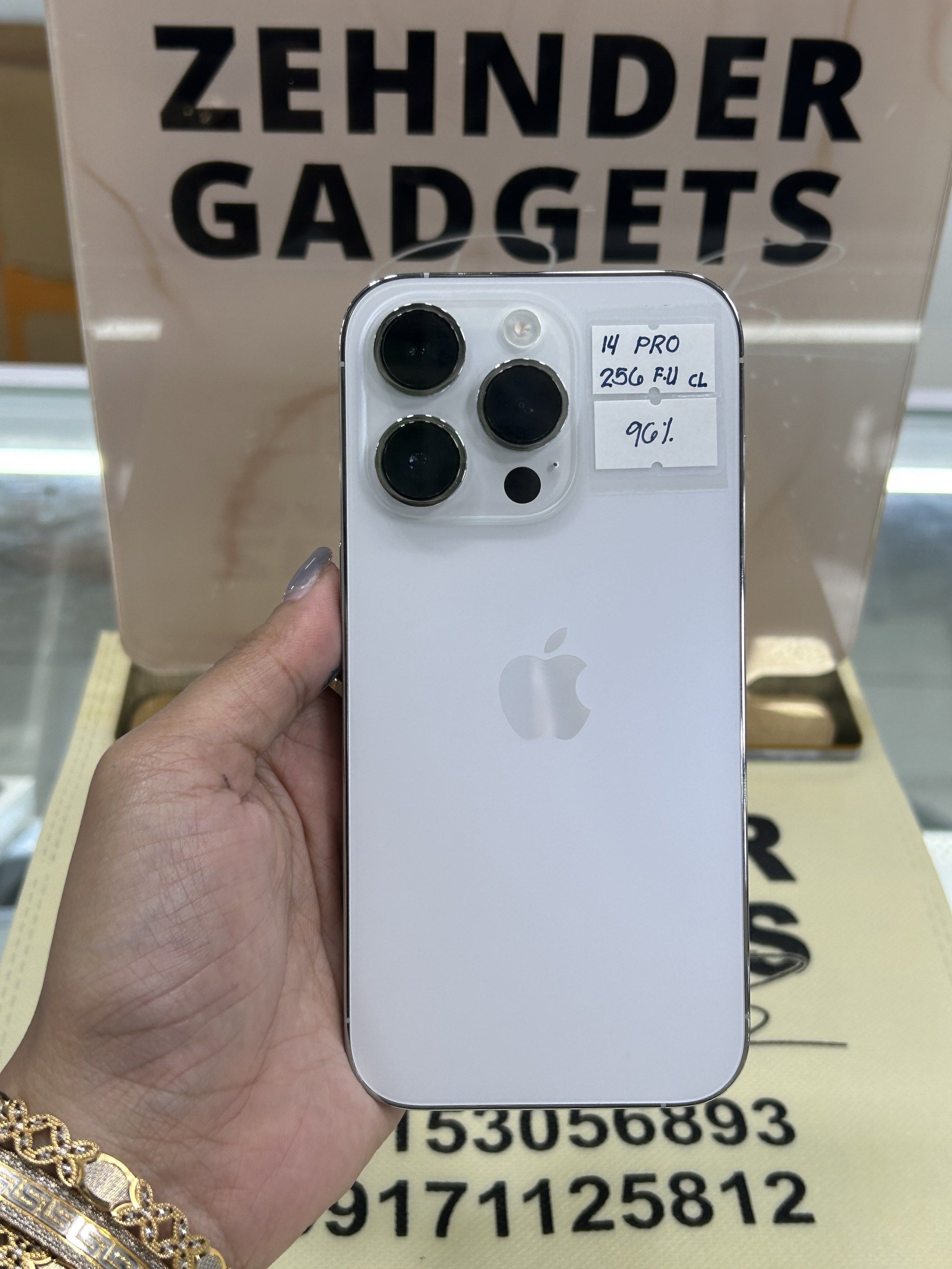 iPhone 14 PRO 256GB OPENLINE (NTC APPROVED) (Category: iPhone 14 Series) located in San Juan City. Submitted by desireebayal96 (Listing ID 1417375253, Image 1). Description: iPhone 14 PRO (SILVER) * 256GB * OPENLINE (ANY SIM) * NTC APPROVED * 96% BATTERY HEALTH (CAN CHECK 3UTOOLS) * 99% SMOOTH * NO DENTS * NO ISSUE * NO HISTORY OF REPAIR * NO ICLOUD ISSUE * NOT REFURBISHED * FACE ID & TRUETONE WORKING * WITH CORD LIGHTNING OPEN FOR COD SAME DAY D