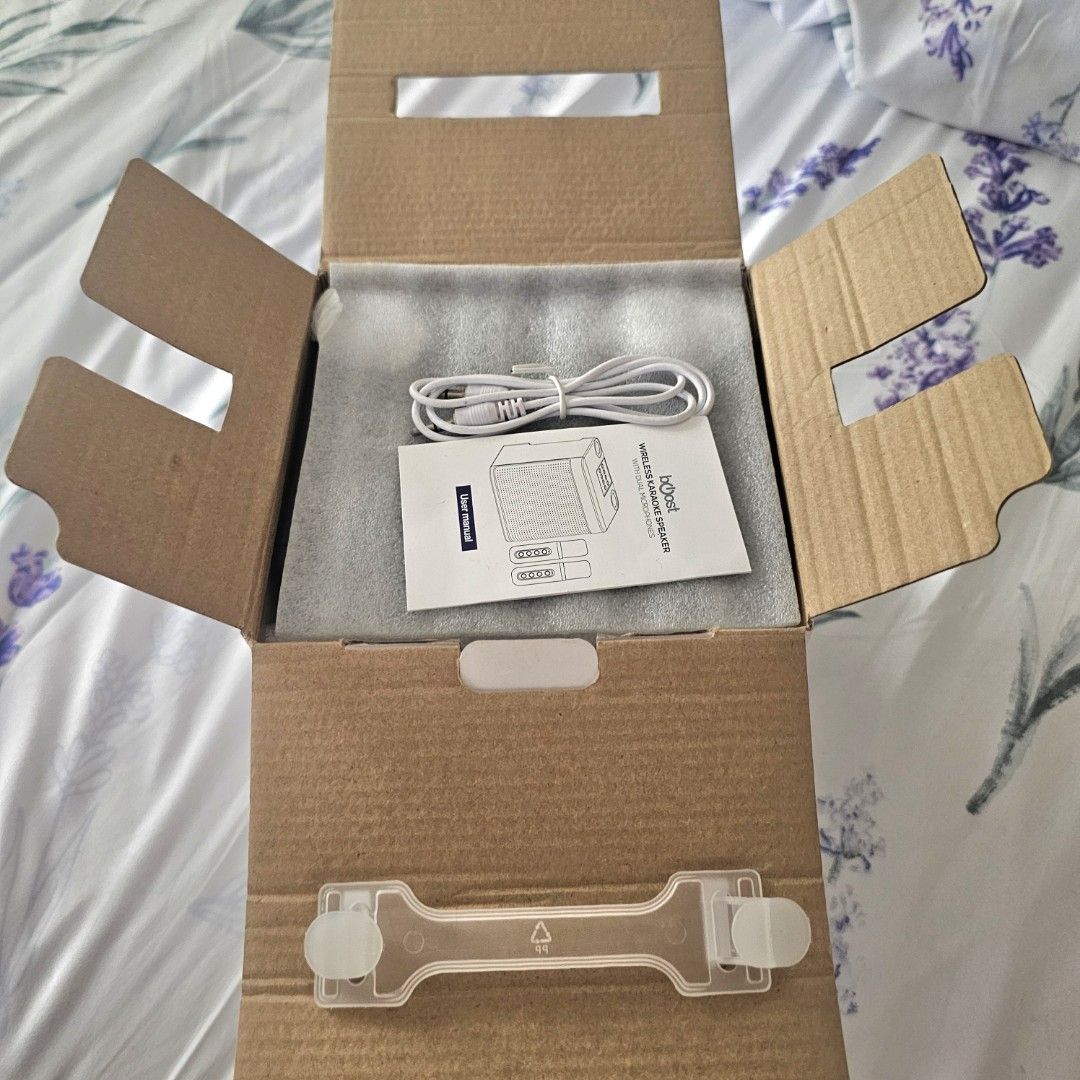 Gold Karaoke speaker with 2 wireless microphone (Category: Microphones) located in Quezon City. Submitted by maffy.ri (Listing ID 1417293444, Image 3). Description: Used once - No Issues ✅️ RFS: di nagagamit 📍Location: Crame, malapit sa Cubao 💵 MODE OF PAYMENT: - Gcash or Bank 🚙 Delivery: - Via Lalamove, shipping will be shouldered by buyer ✅️ I'll be sending videos and pictures during the transaction for assurance .