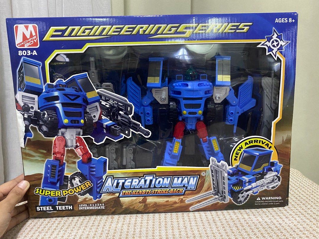 Kid’s Big Transforming Robot / Giftable (Category: Kids Toys) located in Cainta. Submitted by jungkookie17 (Listing ID 1417330588, Image 1). Description: SRP: 750.
