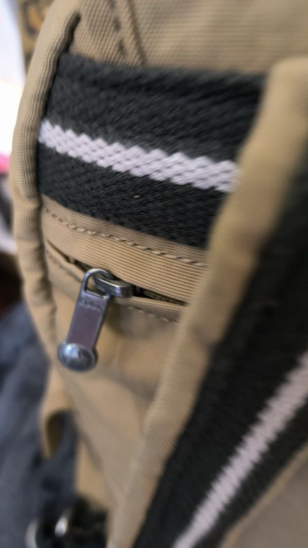 Kipling Backpack (Category: Backpacks) located in Quezon City. Submitted by 88bagelya_ni_rhen88 (Listing ID 1417398698, Image 3). Description: kipling medium size.