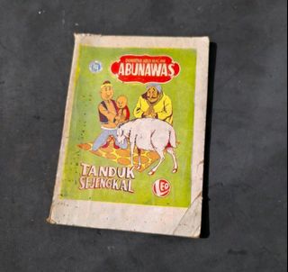(Kategori: ) berada di . Dikirim oleh buku_nesia_136 (ID iklan 1417396273, Gambar 1). Deskripsi: .