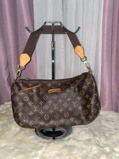 (Category: ) located in . Submitted by pixiechromzzz (Listing ID 1417318950, Image 1). Description: .