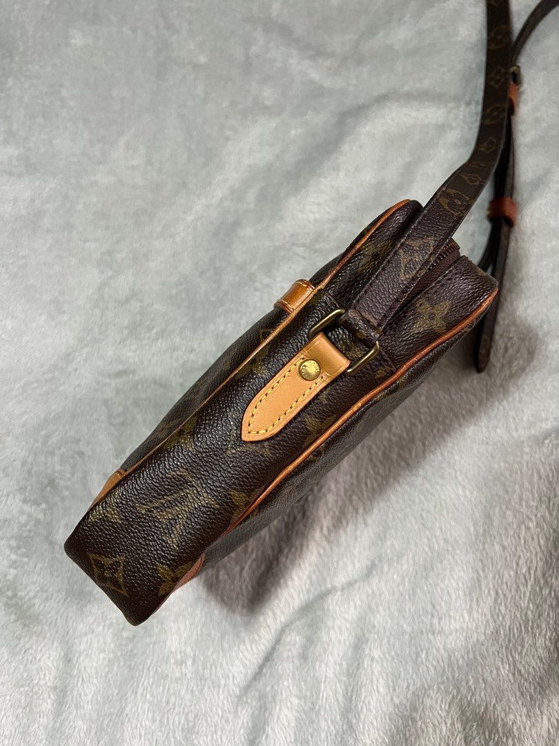 LV DANUBE SLING (Category: Luxury Bags & Wallets) located in Valenzuela. Submitted by streetsource (Listing ID 1417344567, Image 3). Description: LV DANUBE SLING RANK S-A Authentic 20k.