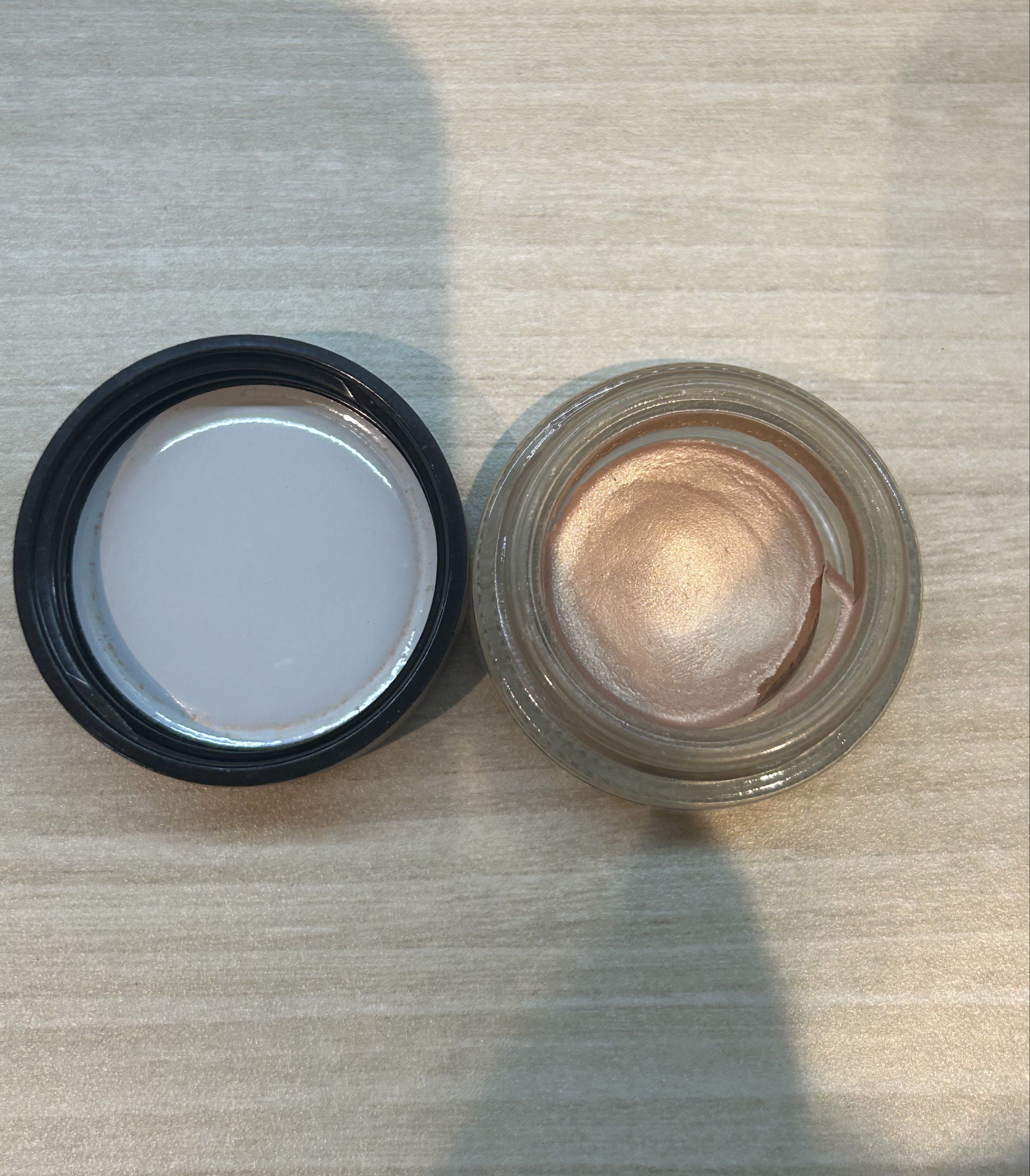 MAC EYESHADOW Paint Pot (bare study) pro longwear (Category: Makeup) located in San Juan City. Submitted by k.mailleux (Listing ID 1417342510, Image 2). Description: rfs: not using it anymore mop: gcash ONLY mod: lalamove/j&t.