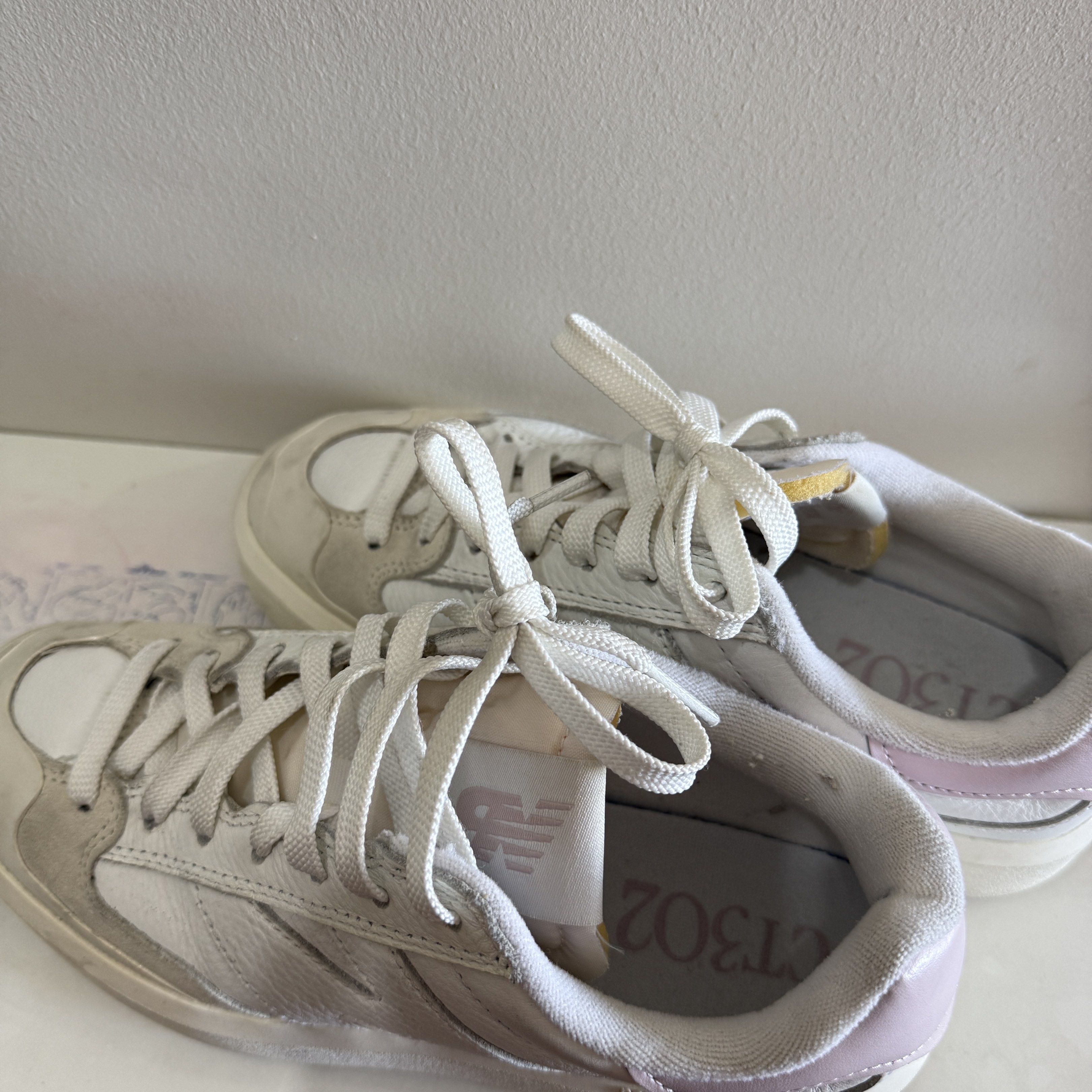 New Balance CT302 Sneakers (Category: Sneakers) located in Manila. Submitted by ryiaaa (Listing ID 1417261989, Image 2). Description: - New Balance CT302 sneakers - Neutral color palette - Chunky platform sole - New Balance logo on tongue and side - Subtle pink accent on heel tab - White laces - CT302 model name printed on insole.