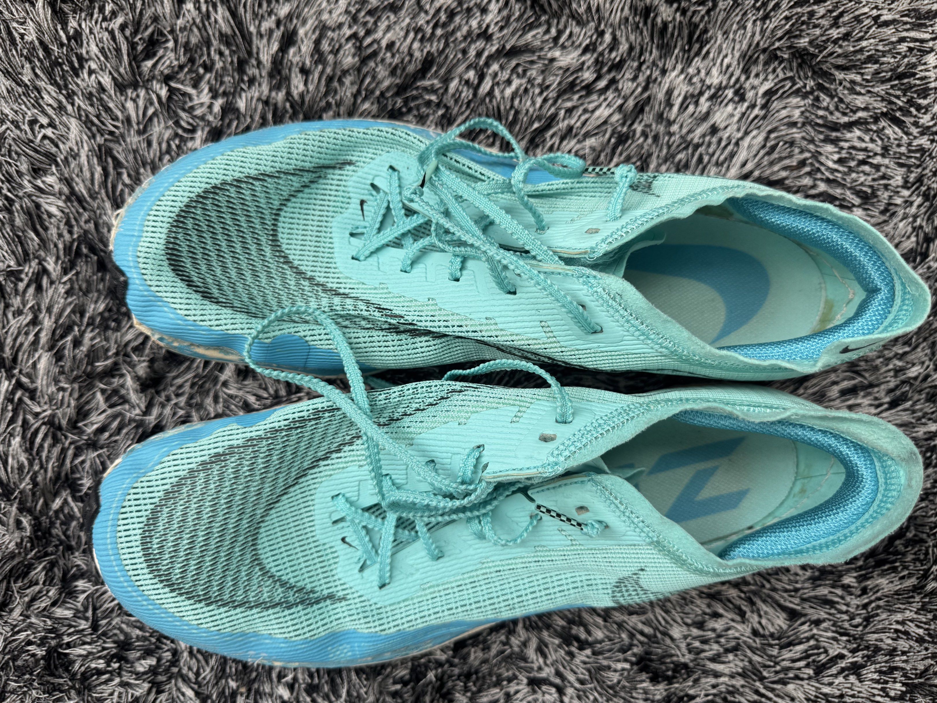Nike ZoomX Vaporfly Next% 2 - Blue (Category: Sneakers) located in Muntinlupa City. Submitted by xtne17 (Listing ID 1417317626, Image 2). Description: - Nike ZoomX Vaporfly Next% 2 - Color: Blue - Size: US 9.5 - Includes original laces - Designed for running - Features ZoomX foam cushioning - Lightweight feel.