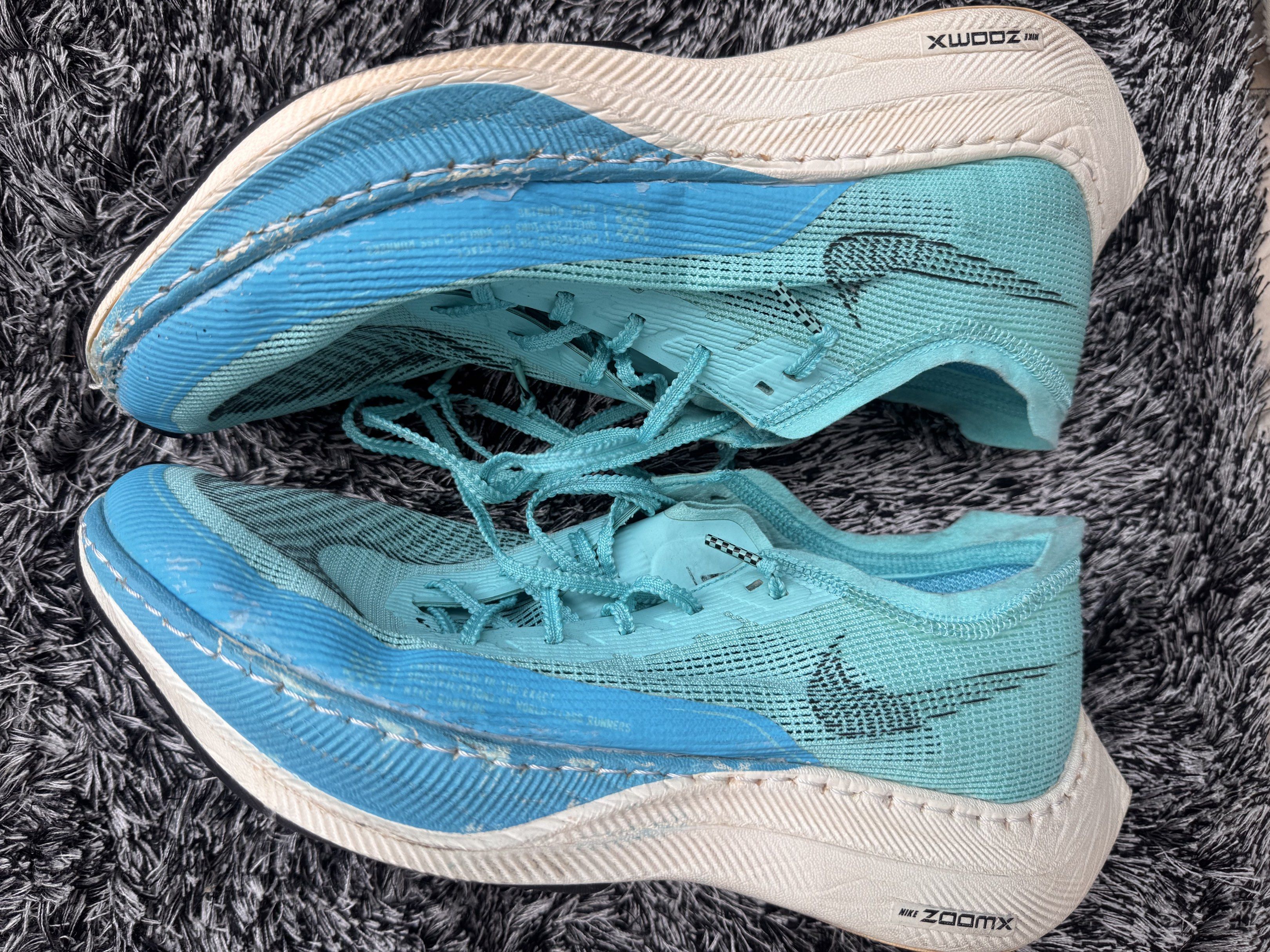 Nike ZoomX Vaporfly Next% 2 - Blue (Category: Sneakers) located in Muntinlupa City. Submitted by xtne17 (Listing ID 1417317626, Image 1). Description: - Nike ZoomX Vaporfly Next% 2 - Color: Blue - Size: US 9.5 - Includes original laces - Designed for running - Features ZoomX foam cushioning - Lightweight feel.