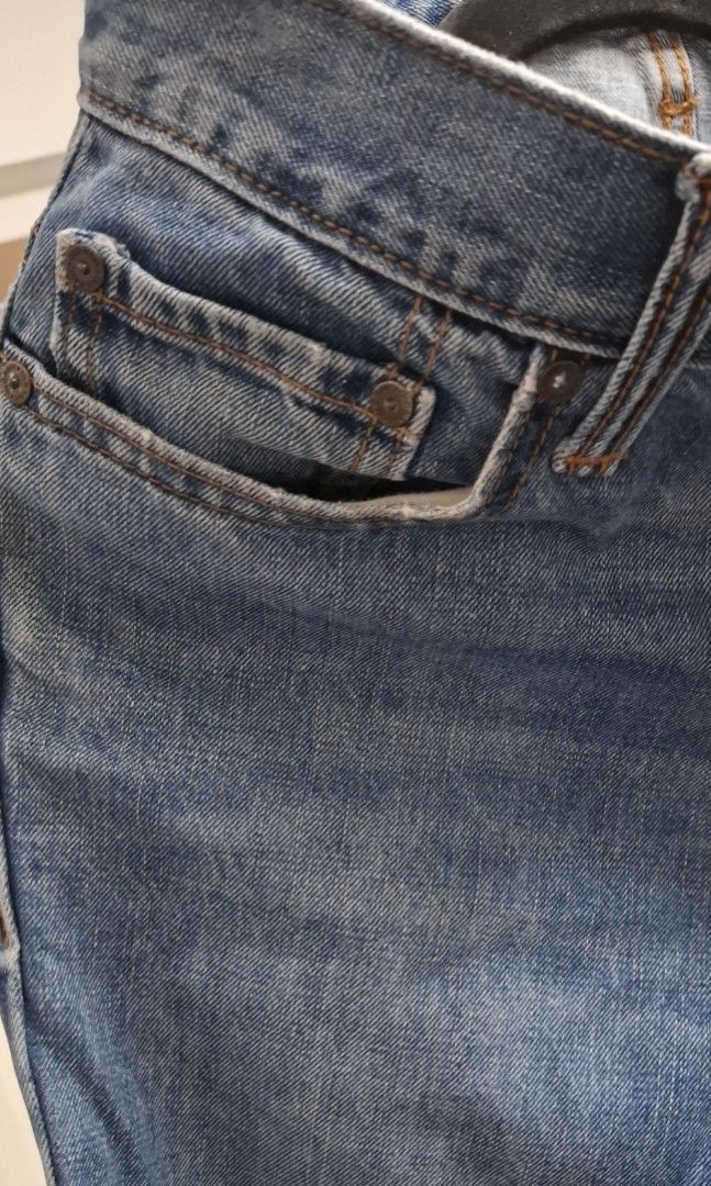 Old Navy Original Slim Sitch Denim from BGC (Category: Jeans) located in Makati City. Submitted by emmanblue (Listing ID 1417344569, Image 3). Description: very seldom used. 💯 good condition original owner not second hand dami na pong jeans BGC Hgh Street bought very nice fabric.