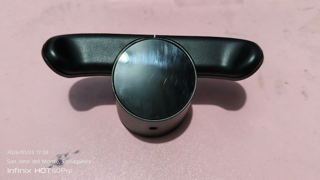 Original DS4 back button (Category: Controllers) located in San Jose del Monte. Submitted by hacknburn (Listing ID 1417314806, Image 2). Description: super kinis pa, good working condition SJDM bulacan location for pickup pwede din lalamove or j and t sagot nyo shipping fee.