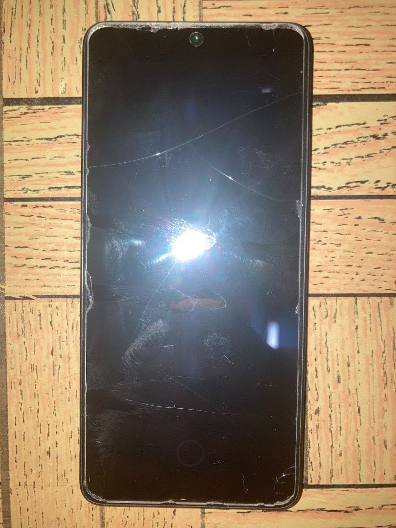POCO X6 Pro 5g (Category: Android Others) located in Caloocan City. Submitted by wisebird_0188b3 (Listing ID 1417315970, Image 2). Description: Lighty used valenzuela area only.