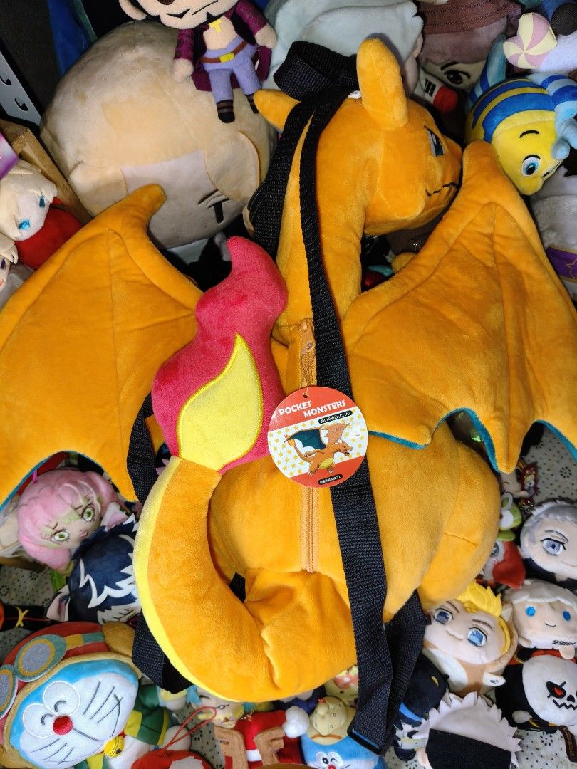 Pokemon Charizard Plush Backpack (missing ppt) (Category: Backpacks) located in Manila. Submitted by neroneko-pb126 (Listing ID 1417243389, Image 2). Description: - Charizard plush backpack - Vibrant orange and blue color scheme - Features Charizard design with wings and tail - Adjustable straps - Zipper closure - Licensed Pokemon product.