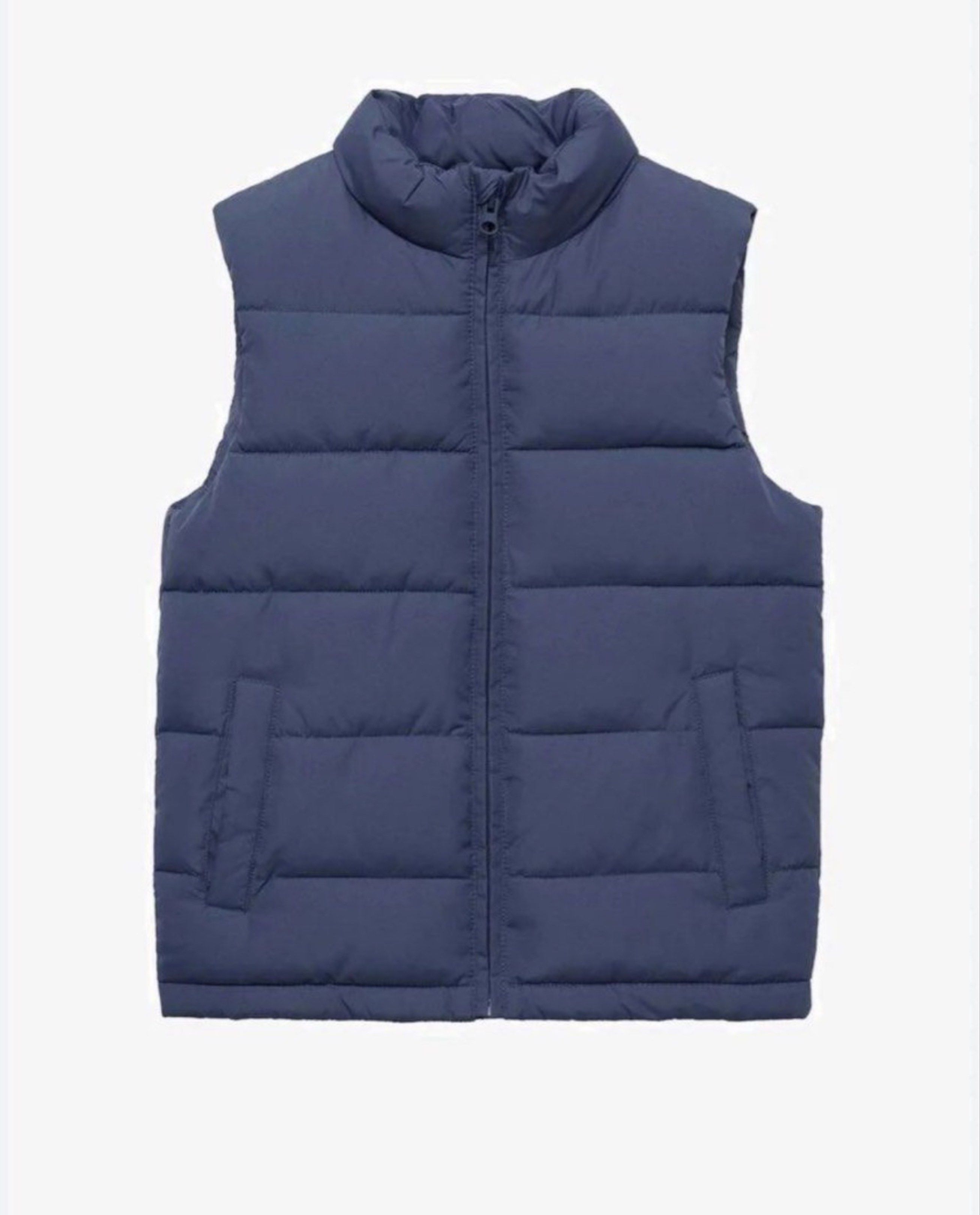 Quilted vest for winter or autumn (153cm) (Category: Babies & Kids Fashion) located in Cavite. Submitted by moriah.17 (Listing ID 1417268708, Image 1). Description: Used twice.
