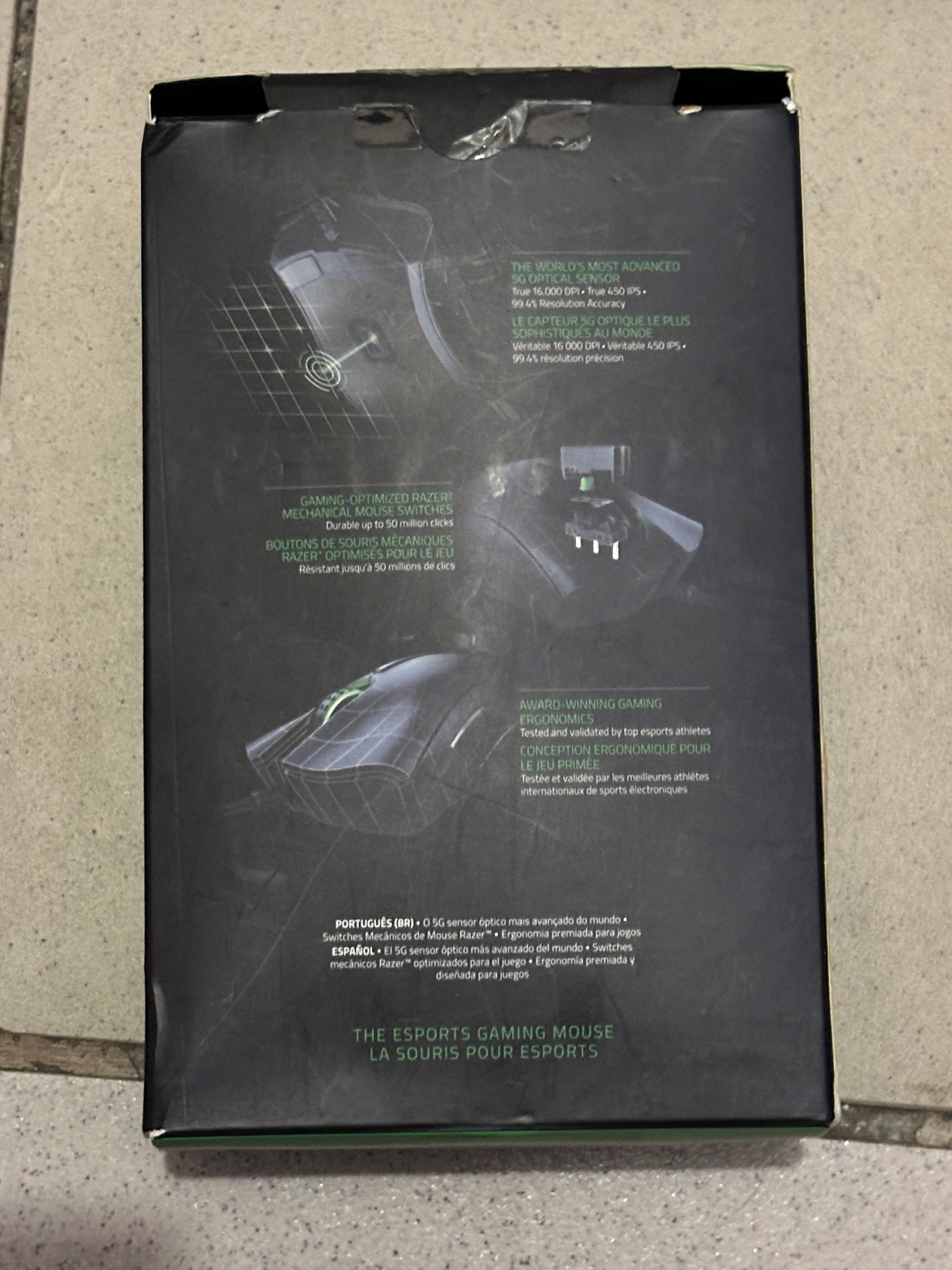 Razer DeathAdder Elite Gaming Mouse with scroll issue (Category: Mouse & Mousepads) located in Quezon City. Submitted by repageo (Listing ID 1417297233, Image 2). Description: .