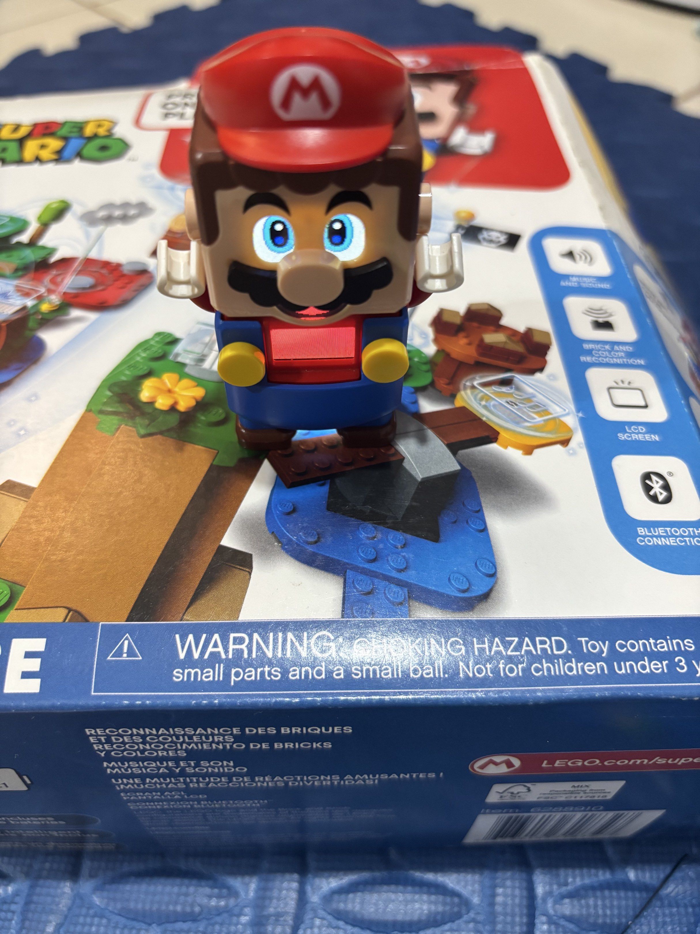 Super Mario Lego 71360 (Category: Lego & Building Sets) located in Paranaque City. Submitted by avec21 (Listing ID 1417367515, Image 2). Description: LEGO Super Mario 71360 Starter Course Condition: • LEGO parts in good condition (all main pieces included) • Manual not included • Box slightly deformed (does not affect play) Meet-up: Parañaque Delivery: SF c/o buyer RFS: Decluttering PM if interested. .