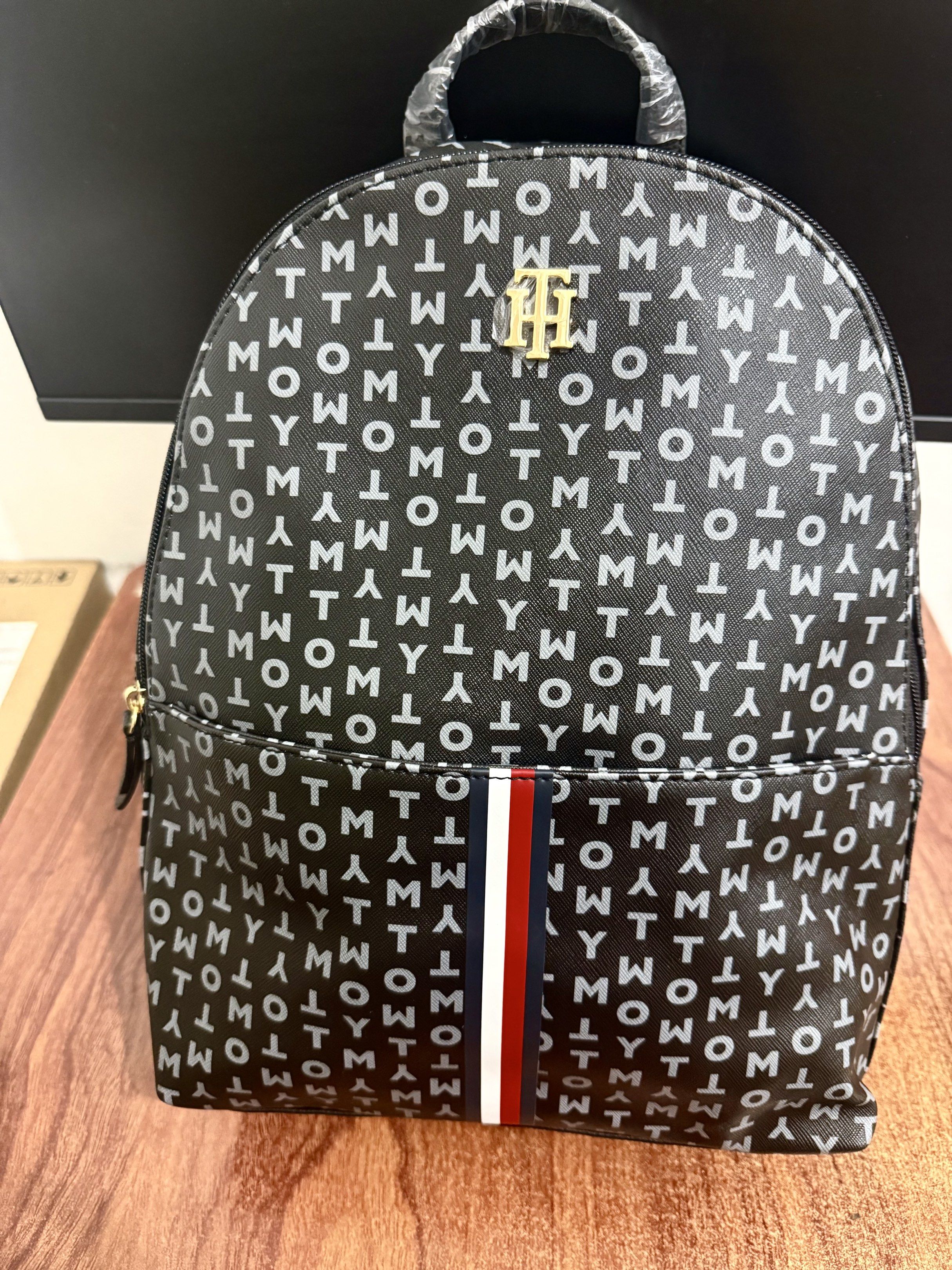 Tommy Hilfiger Backpack (Category: Backpacks) located in Quezon City. Submitted by decluttermarla (Listing ID 1417251722, Image 1). Description: Last price at 1k, originally posted 1500.
