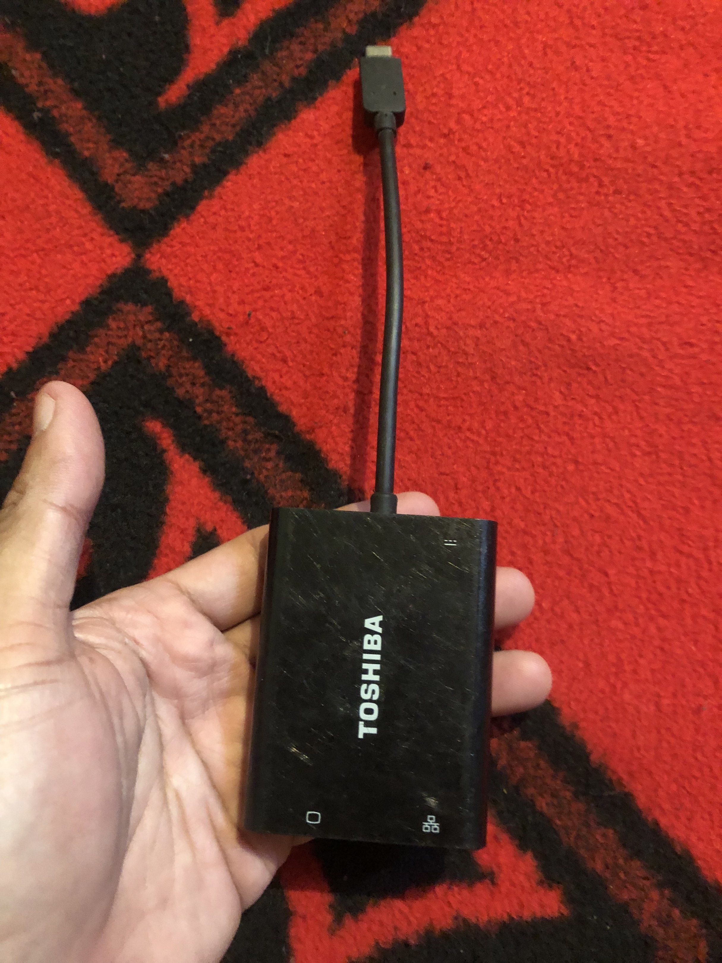 Toshiba usb type C - VGA/LAN adapter (Category: Networking) located in Quezon City. Submitted by markgolveo (Listing ID 1417227004, Image 1). Description: Toshiba usb type C - VGA/LAN adapter.