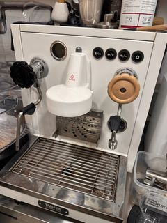 （分類：）位於 。 由 kensonyyi 提交（商品編號 1417235640，圖片 1）。簡介： 。