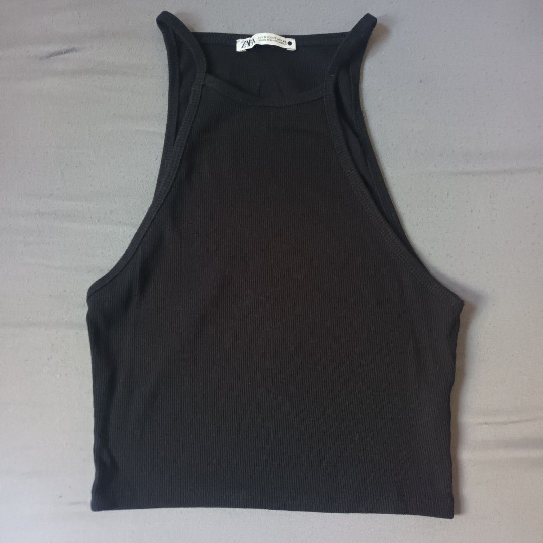 Zara black halter ribbed top size S (Category: Sleeveless) located in Makati City. Submitted by cdiana (Listing ID 1417296169, Image 1). Description: - used once for travel - 100% authentic, comes with Zara paper bag - size S, color: black.