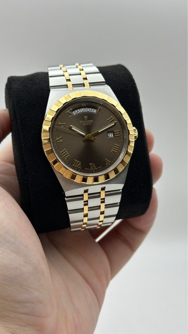2024 Tudor Royal 41 S&G Steel and Gold Chocolate Dial Full Set 28603 (Category: Watches) located in Singapore. Submitted by boxandpapers (Listing ID 1417560268, Image 3). Description: Tudor Royal 41 S&G Reference 28603 Size 41mm Chocolate Dial 🎁 With Original Box & Warranty Card ✅ Dated 2024 January Full Set Lightly Used.