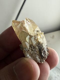 由 minja005 (刊登 ID 1417503796，圖片 1) 提交，位於 的 (類別：)，說明：。