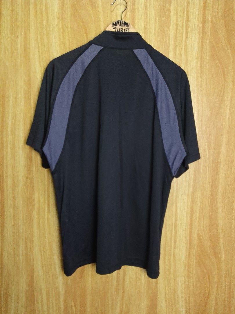 Arc'teryx qzip dri-fit shirt (Category: Tshirts & Polo Shirts ) located in Santiago. Submitted by jonathanfragata21 (Listing ID 1417543071, Image 2). Description: Arc'teryx qzip dri-fit shirt Width : 23 Length : 28.5 Size on tag : XL ca fit to Large Color Rate 9.5/10 Excellent Condition Need Wash Price : 650 + Shipping fee Location : Santiago City Isabela.