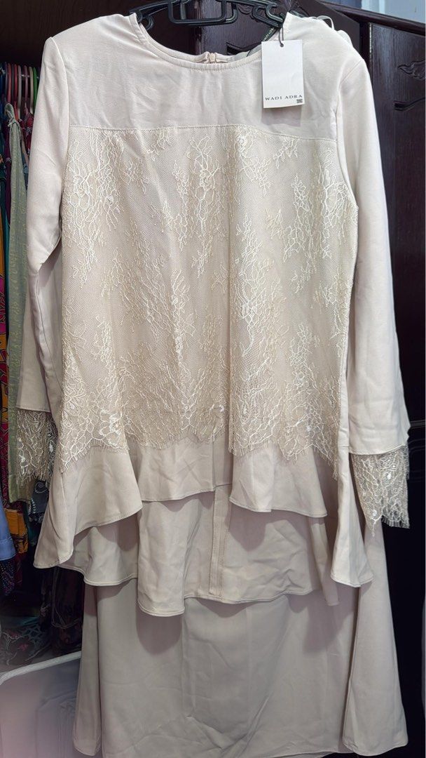Baju Raya (Category: Baju Kurung & sets) located in Nilai. Submitted by afiqahfnd (Listing ID 1417549521, Image 1). Description: .