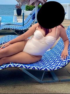 (Category: ) located in . Submitted by daisyreejoyce__ (Listing ID 1378935436, Image 1). Description: .