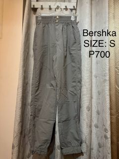 (Category: ) located in . Submitted by preloved.vae (Listing ID 1417487634, Image 1). Description: .