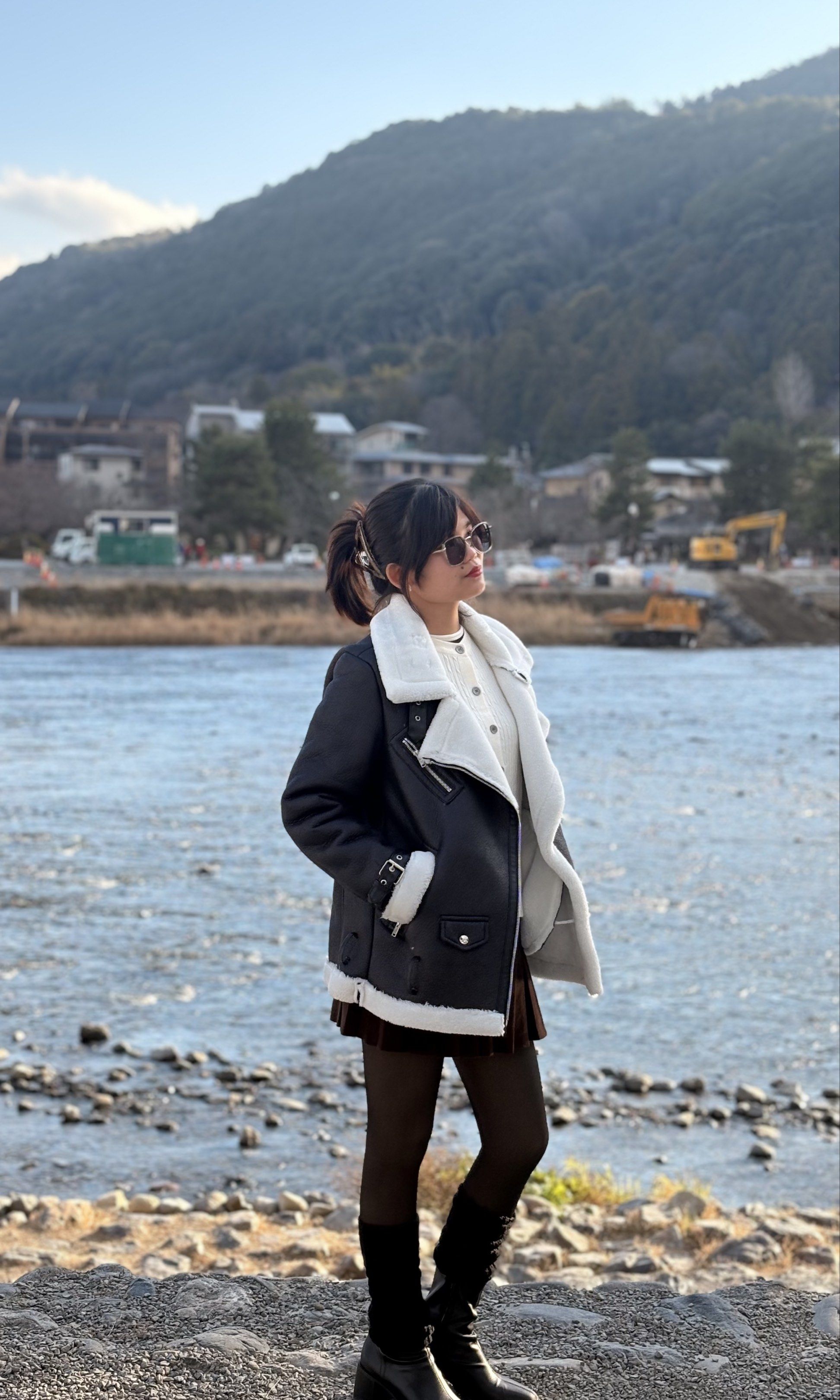 Black and White Sherpa Leather Jacket / coat (Category: Coats, Jackets and Outerwear) located in Valenzuela. Submitted by weewowa (Listing ID 1417498364, Image 2). Description: Used 2x sa Japan trip namin. Kayang kaya ang 0 degree celsius na feels like -8 (ofc w/ thermals) Small size super ganda ng fit kasi xs-s ako. with freebie if get nyo Super dami nya style, open or close using zipper basta pwede i-style hehe. No haggle. Super b! Quality din 